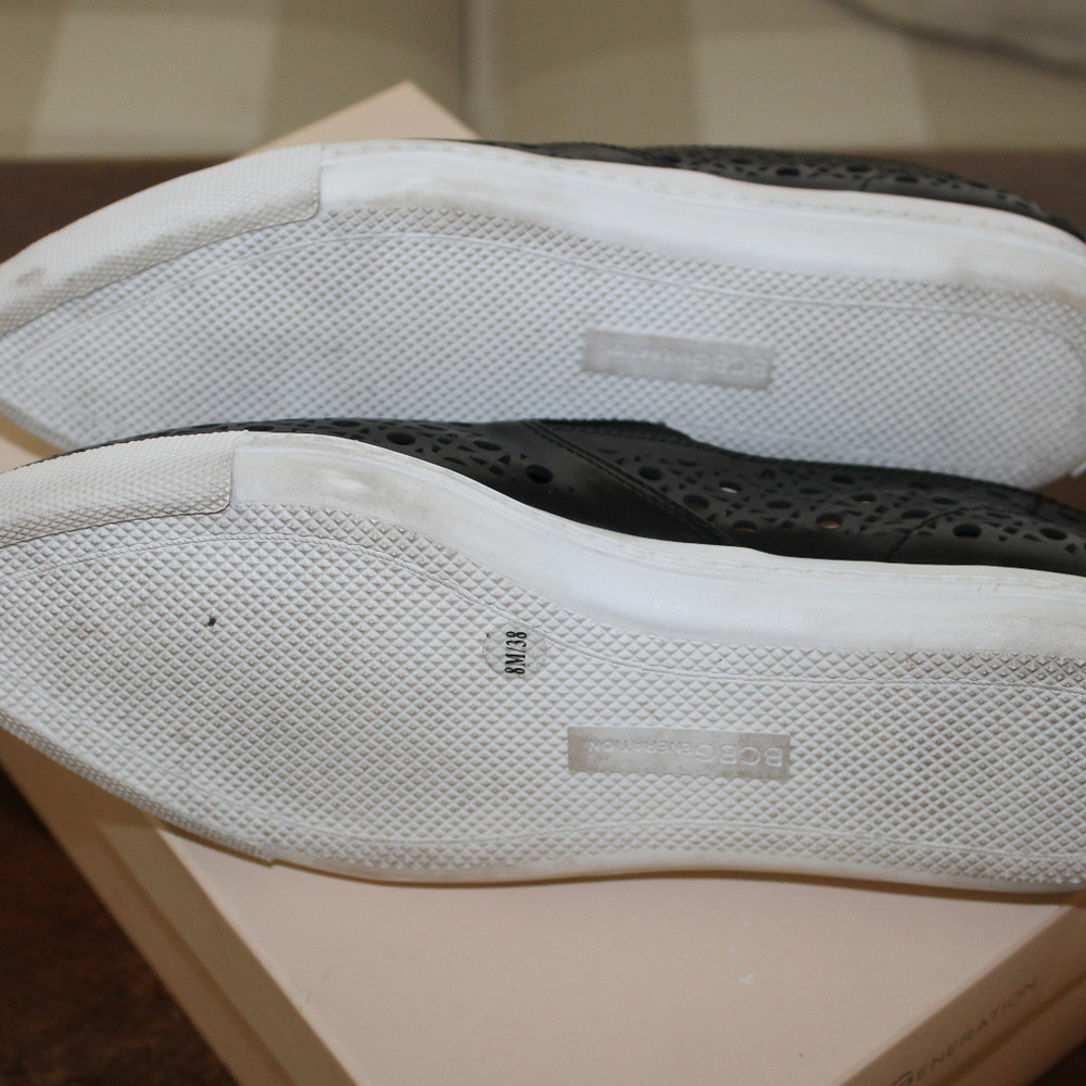 Bcbgeneration~Black~Leather~Slipons/Sneakers - image 5